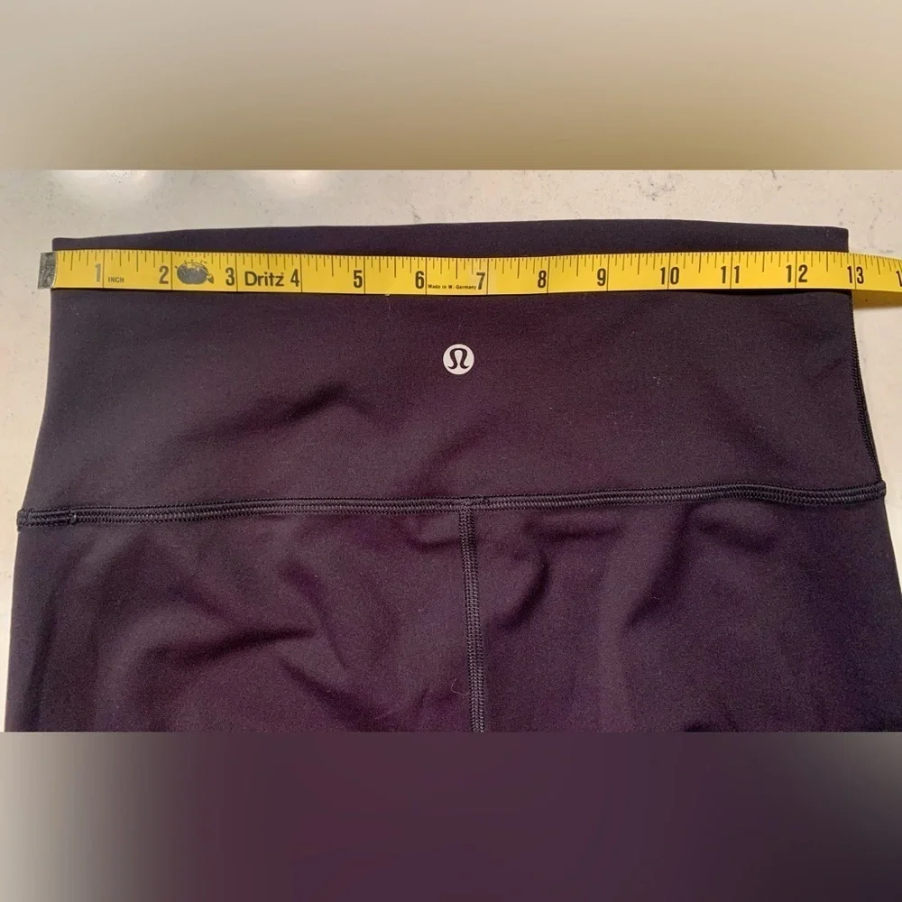 Lululemon Fierce 45 High Waisted Leggings - Size 8